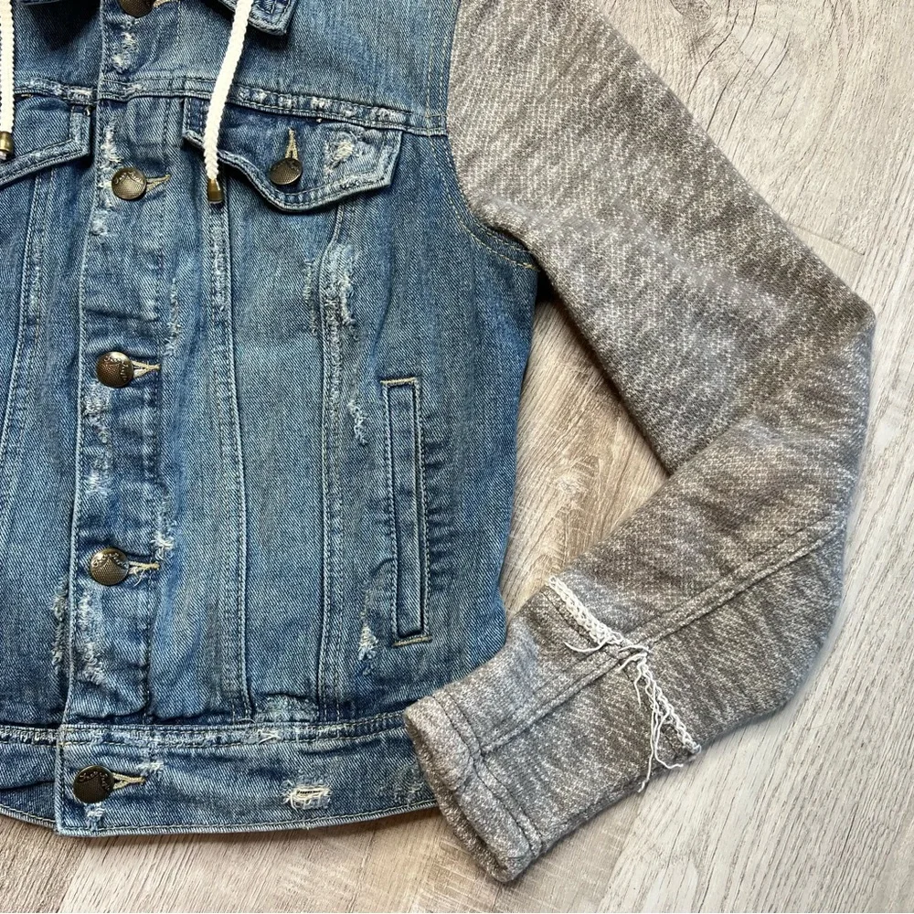 Free People Hooded Denim Jacket Size XS Cotton Distressed Removable Hood - Picture 6 of 13